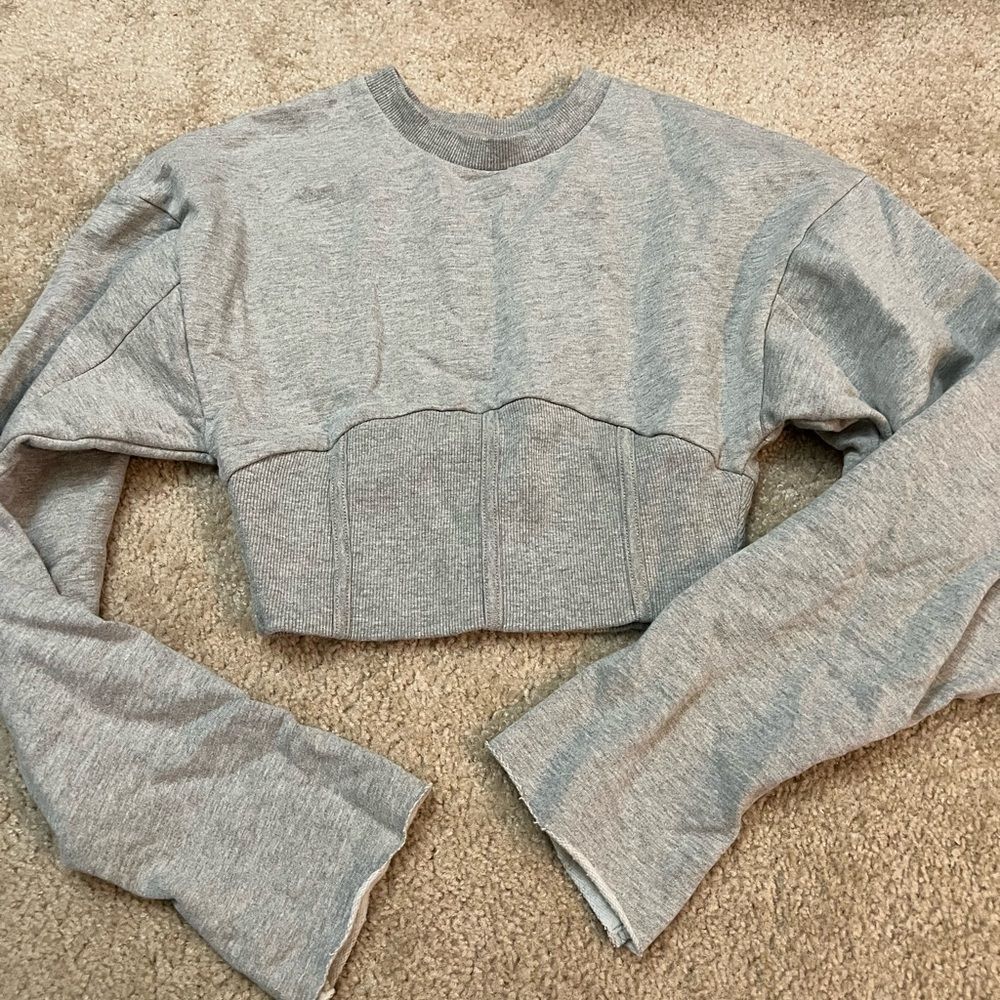 Urban Outfitters Heather Gray Cropped, Ribbed Sweatshirt
